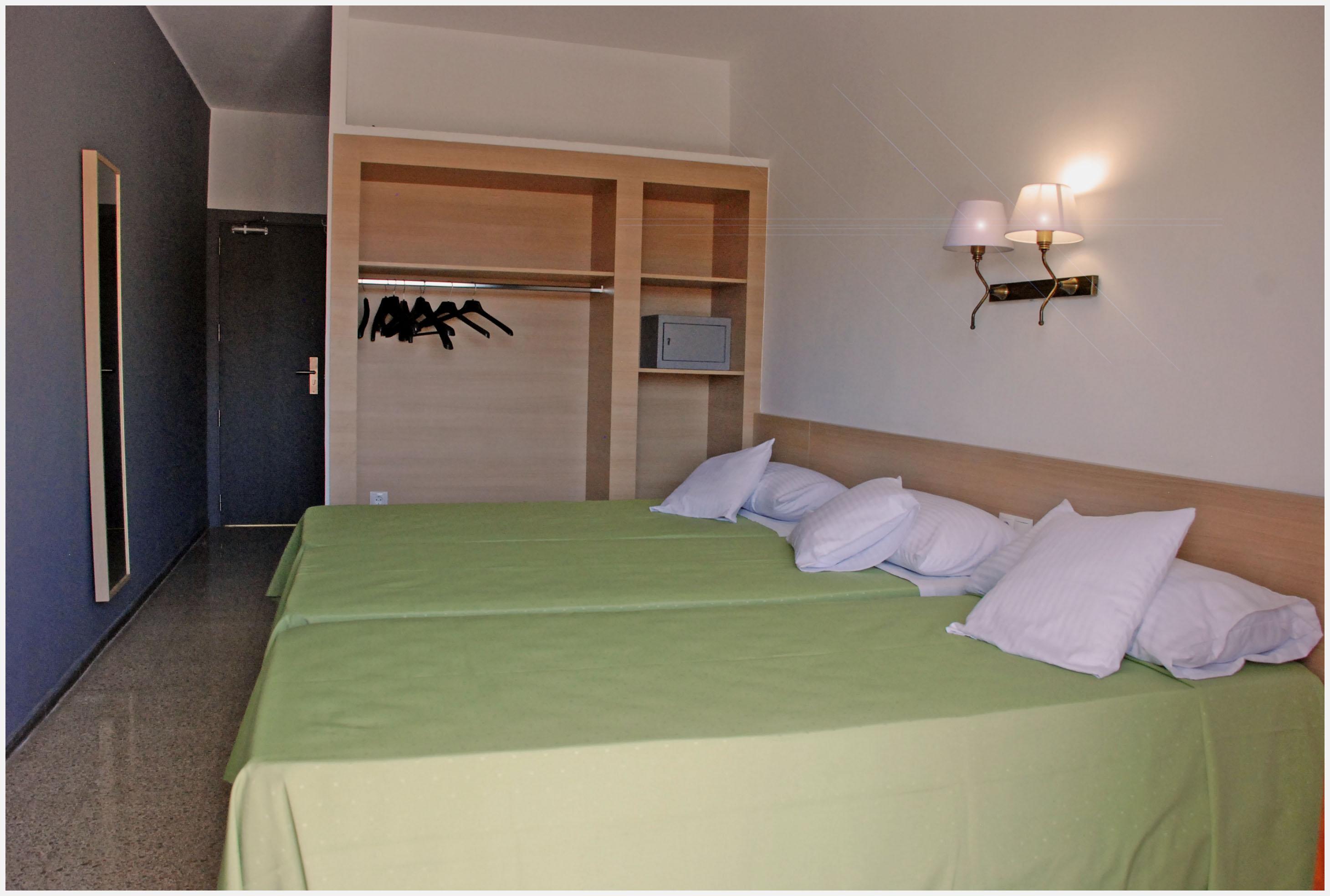 Hotel Armonia Lloret de Mar Exterior photo